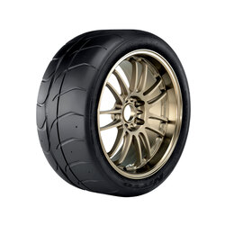 371150 Nitto NT01 255/40R17 BSW Tires